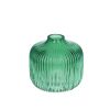 Vase en verre strié vert